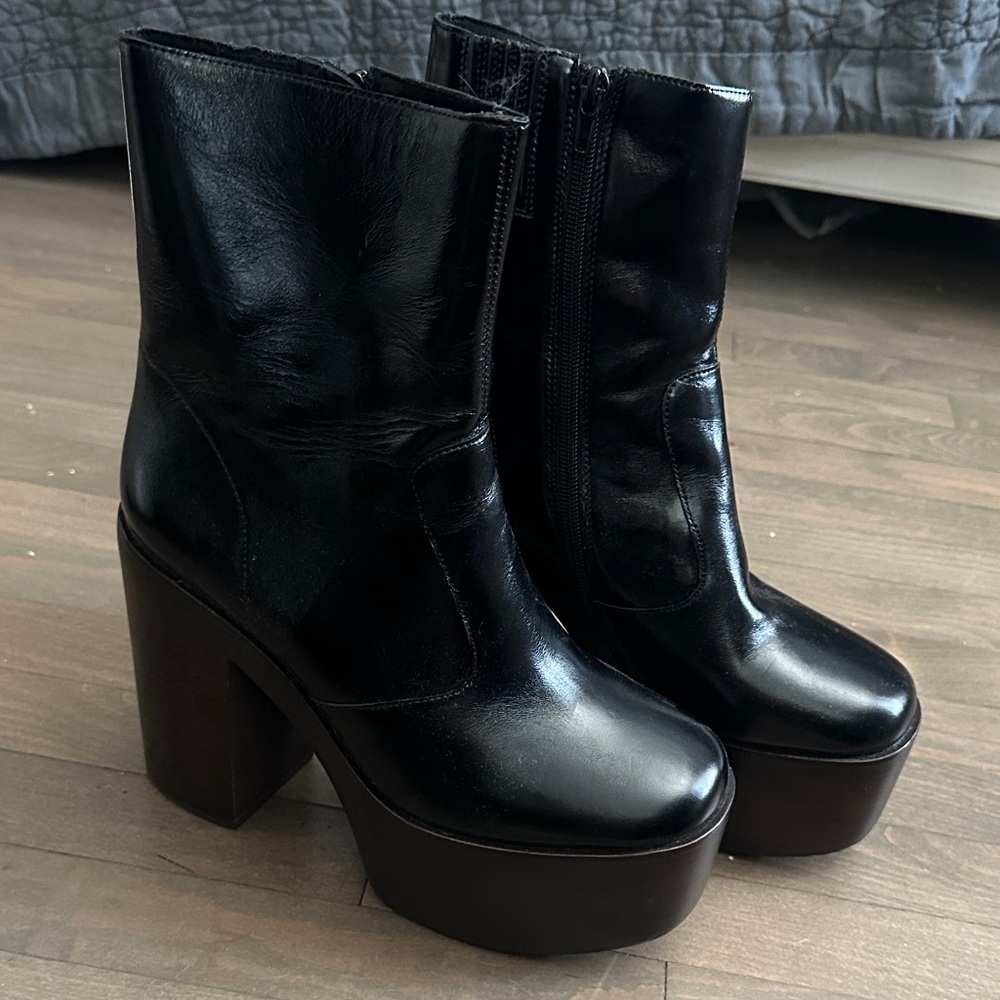 Jeffrey Campbell Platform Ankle Boots - Picture 2 of 7